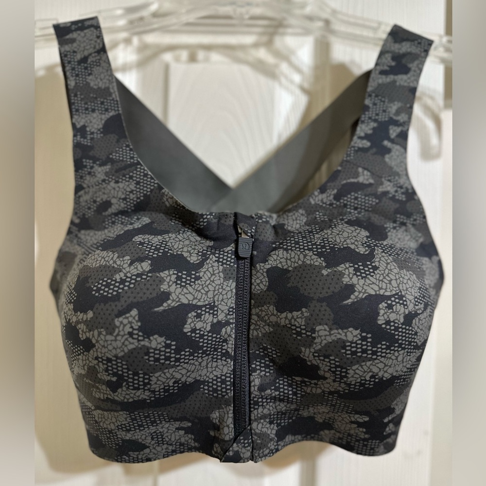 NWT lululemon bra
